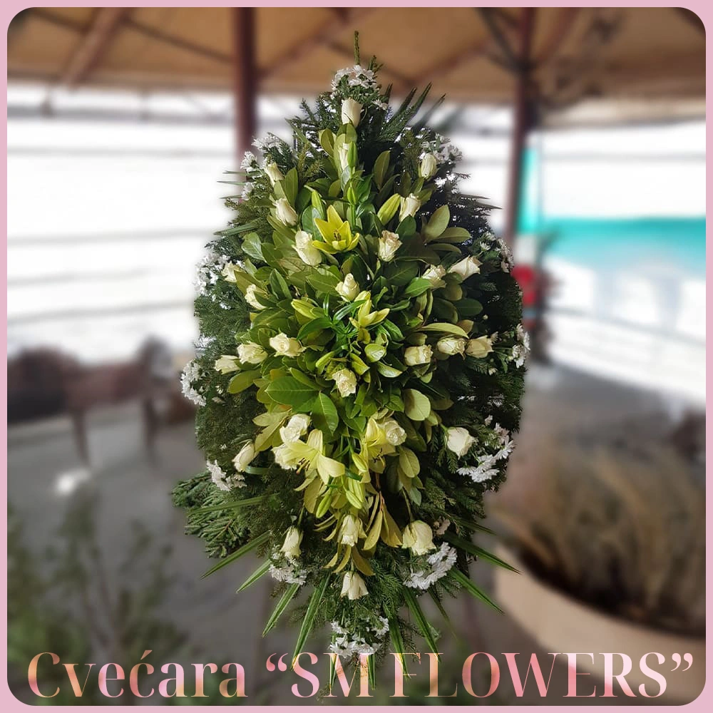 bele ruze beli ljiljani bele margarete venac za groblje