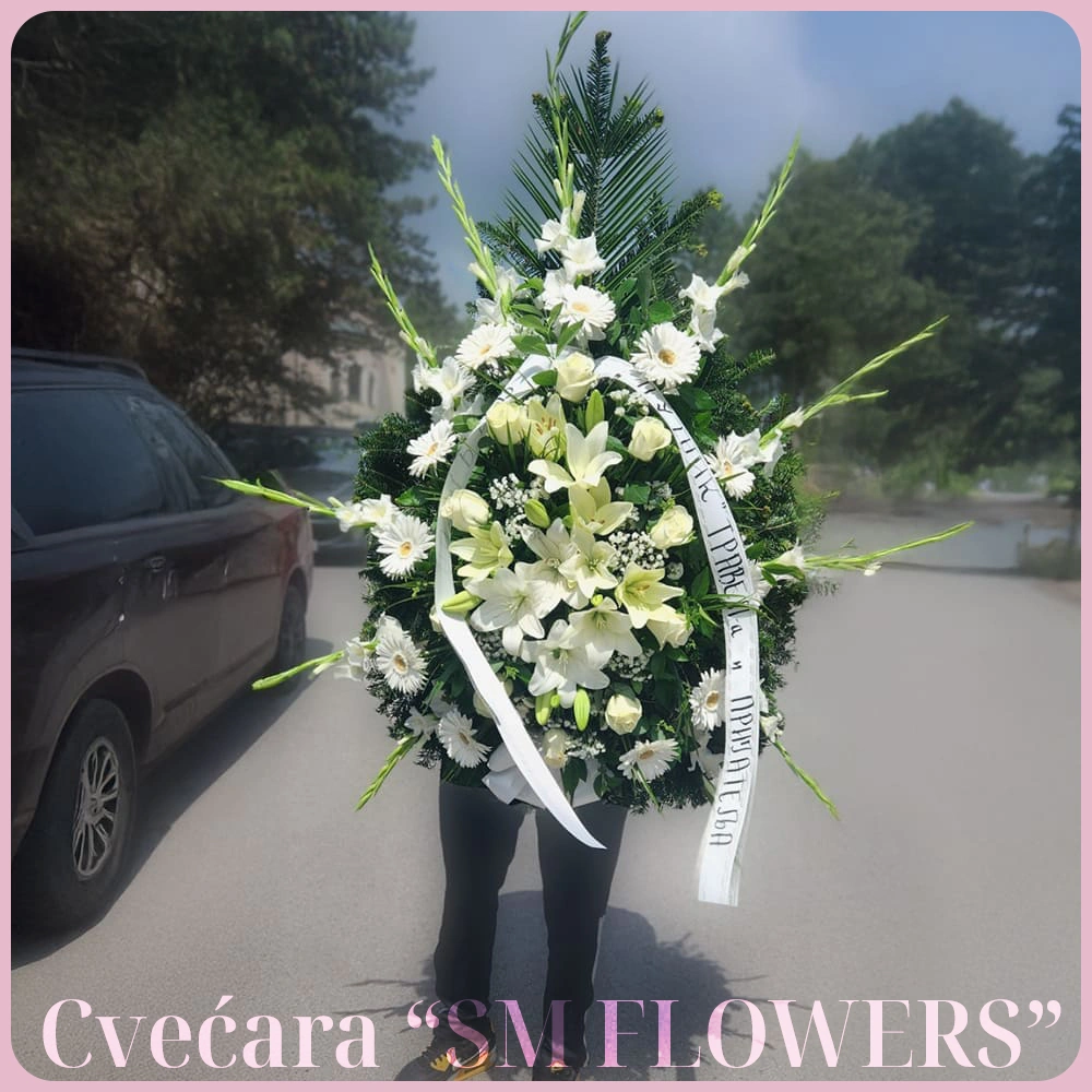 beli ljiljani beli gerberi i bele gladirole venac za groblje