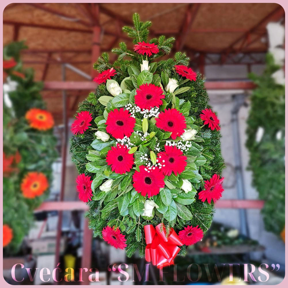 crveni gerberi bele ruze i gipsofila suza venac za groblje