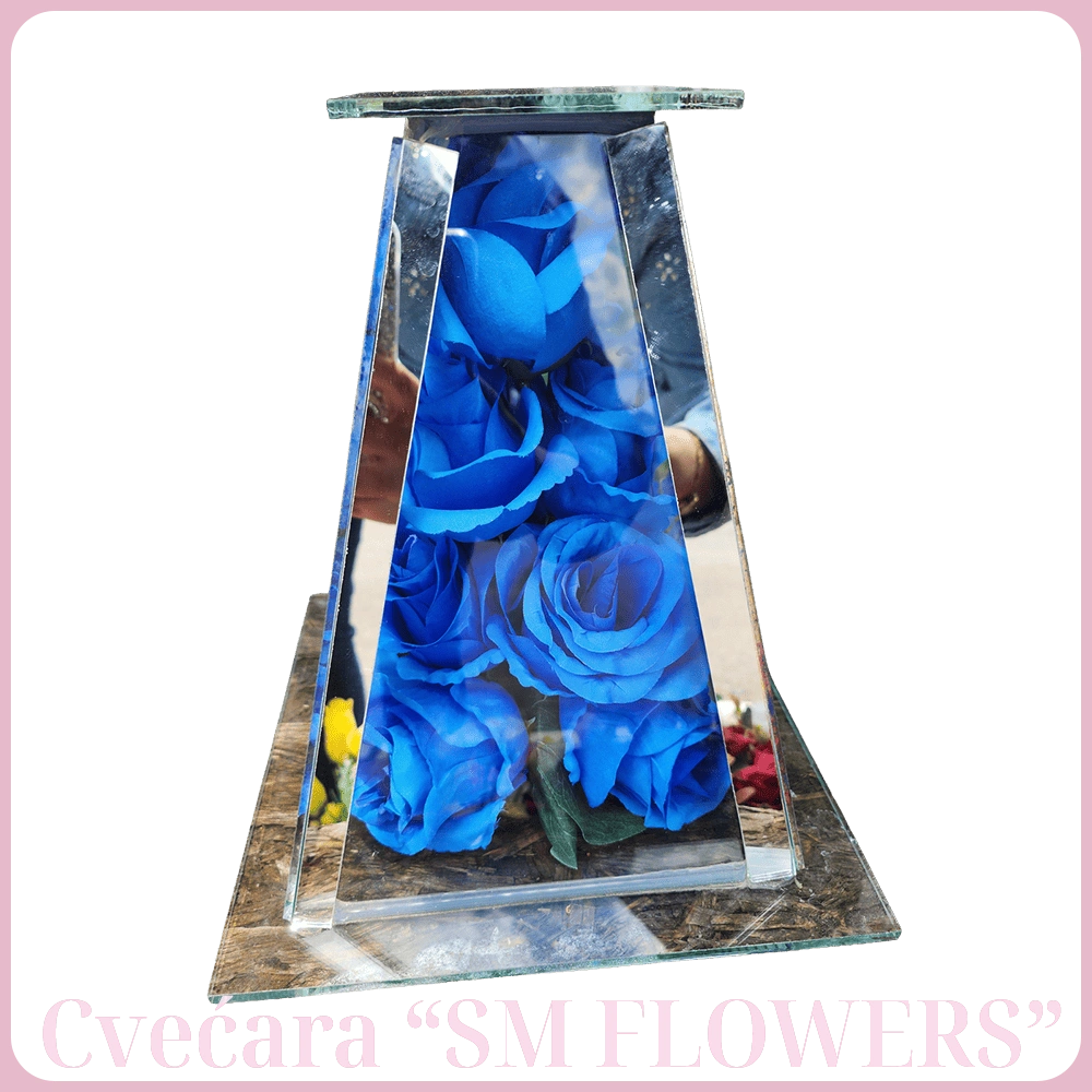 staklo od trougla plava ruza